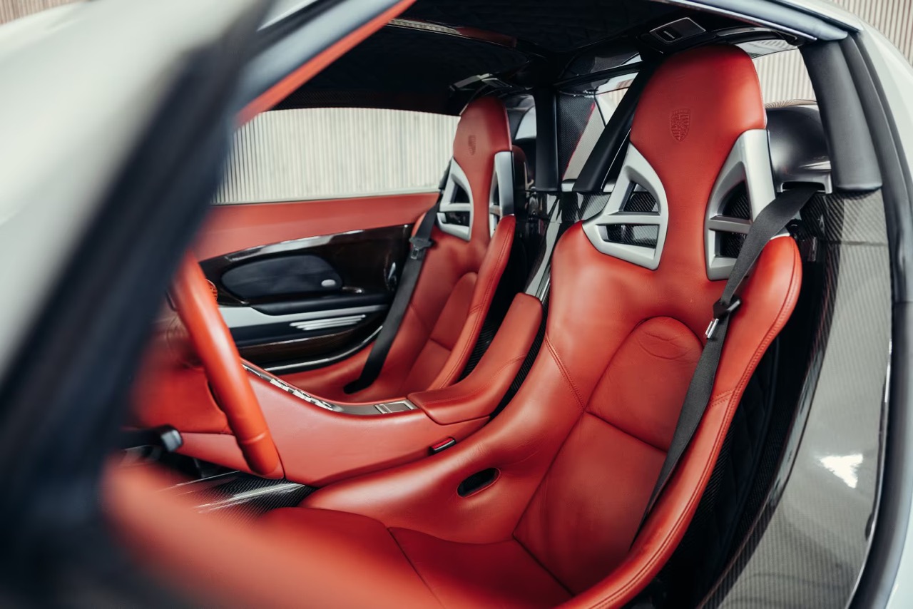 Porsche Carrera GT